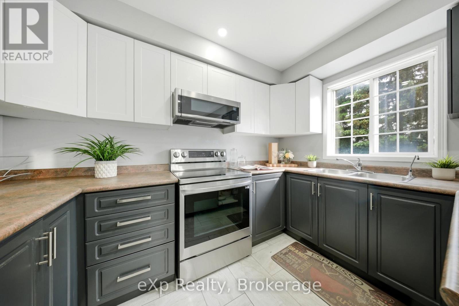 #75 9800 MCLAUGHLIN ROAD N - 16