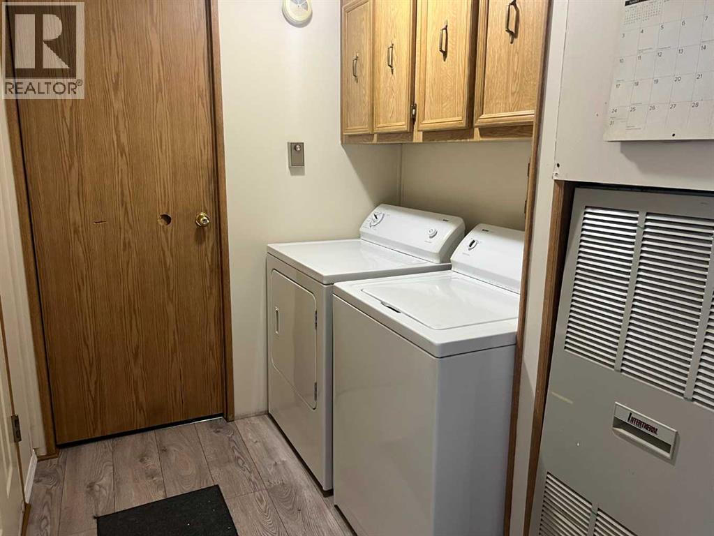 403 9 Street - 8
