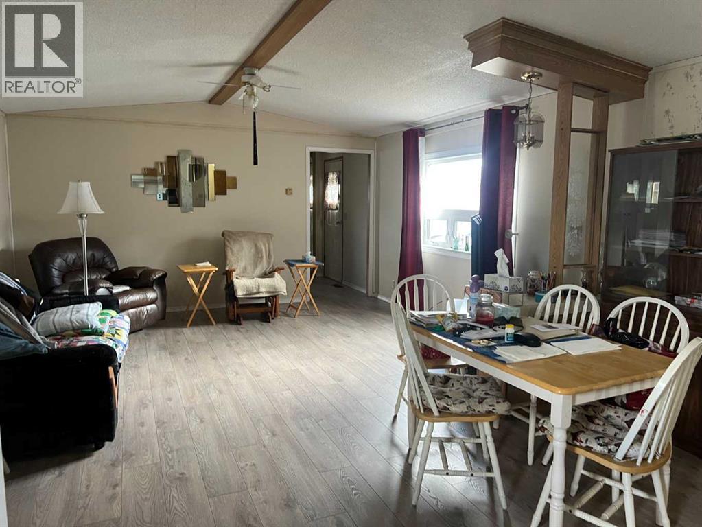 403 9 Street - 6
