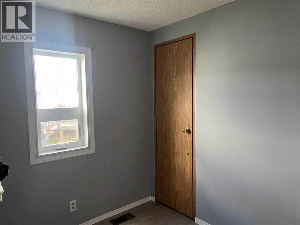 403 9 Street - 17