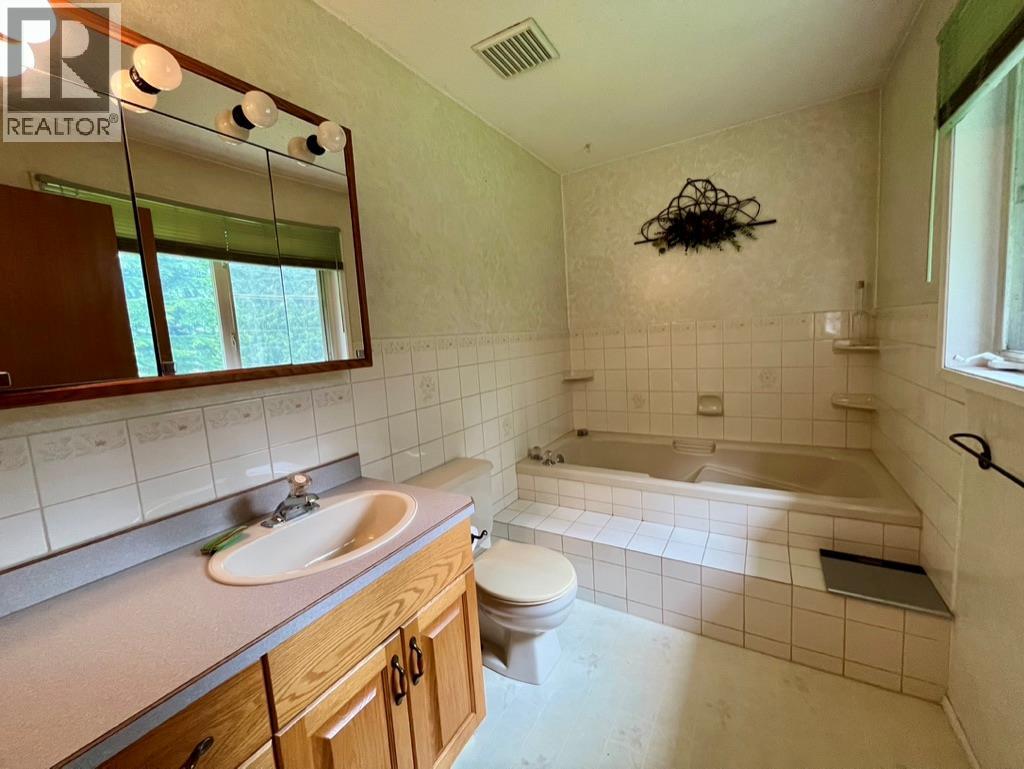 8254 PROCTER EAST Road - 14