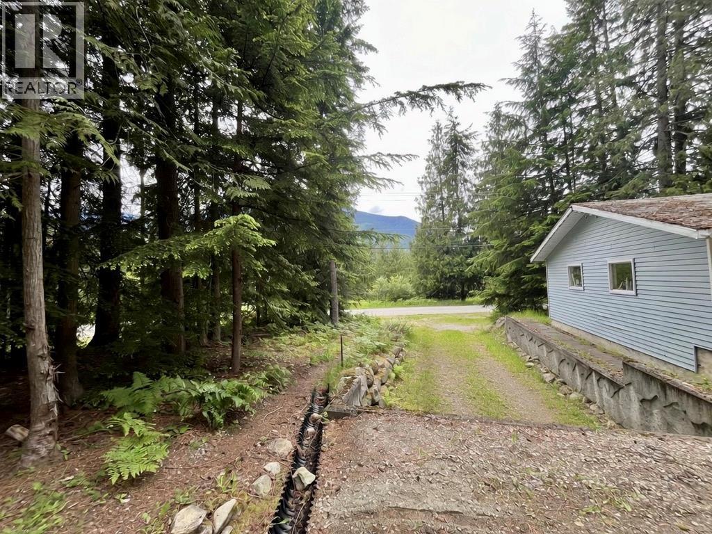 8254 PROCTER EAST Road - 26