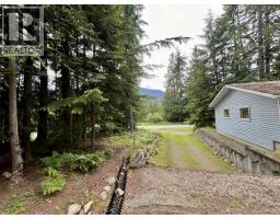 8254 Procter East Road, Procter, BC V1L0B6 Photo 26