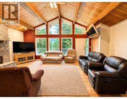 8254 Procter East Road, Procter, BC V1L0B6 Photo 11