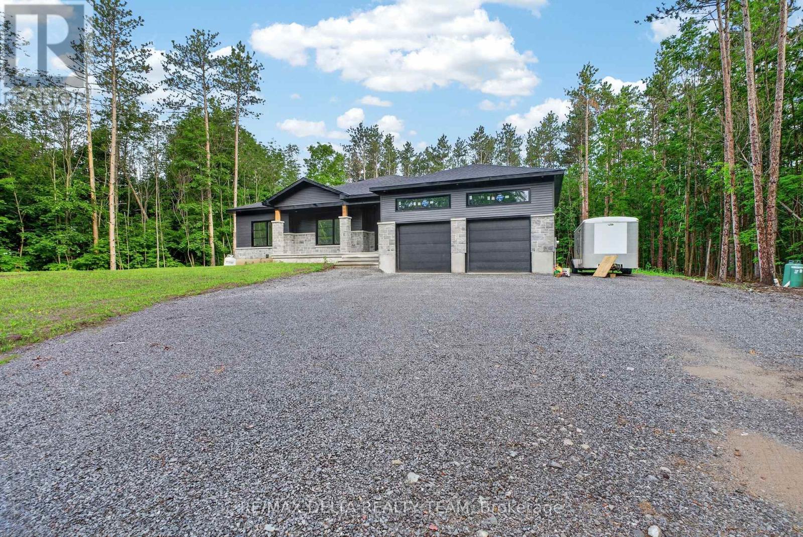 4 Bed, 3 Bath House for Sale in Ottawa – 7861 SPRINGHILL ROAD, Ottawa – MLS# X13019124 - Image 2