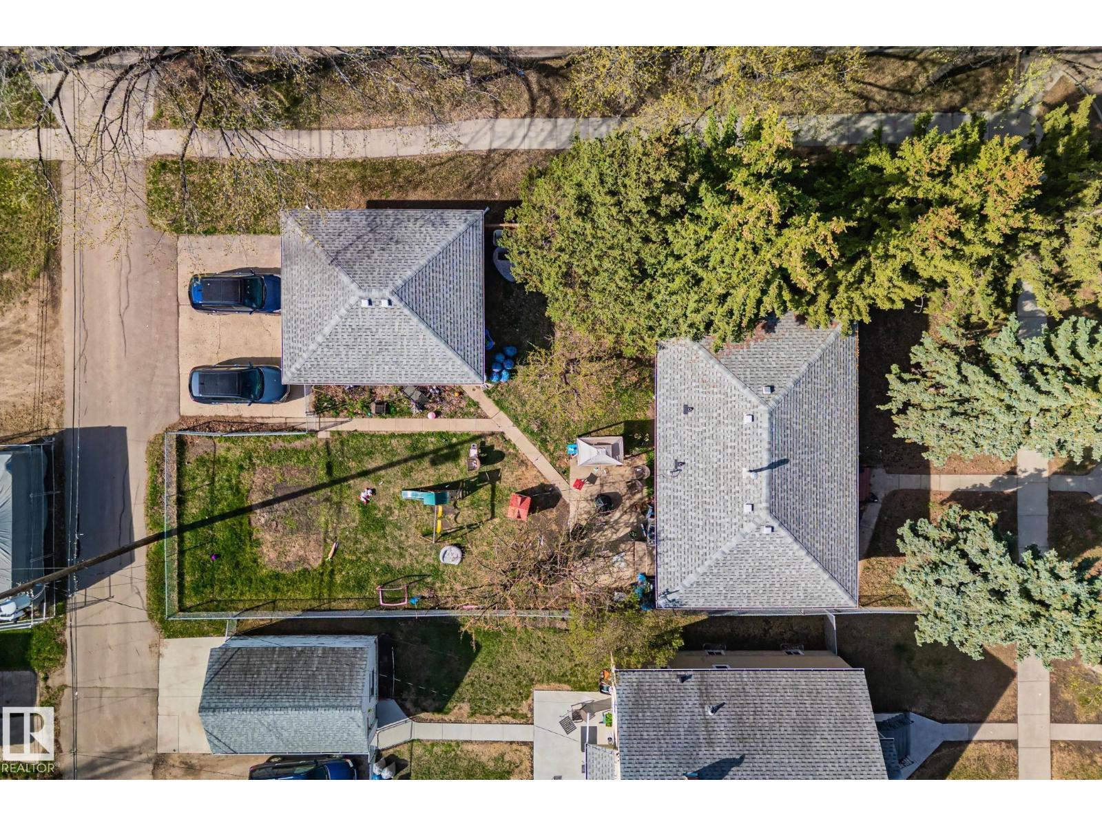 12418 92 ST NW - 27