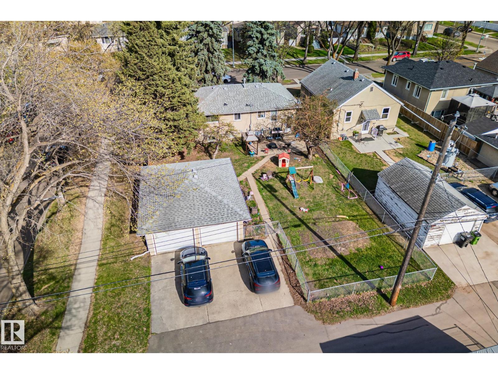 12418 92 ST NW - 28