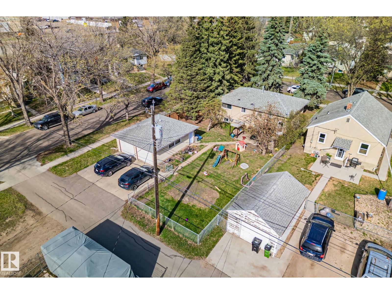 12418 92 ST NW - 31