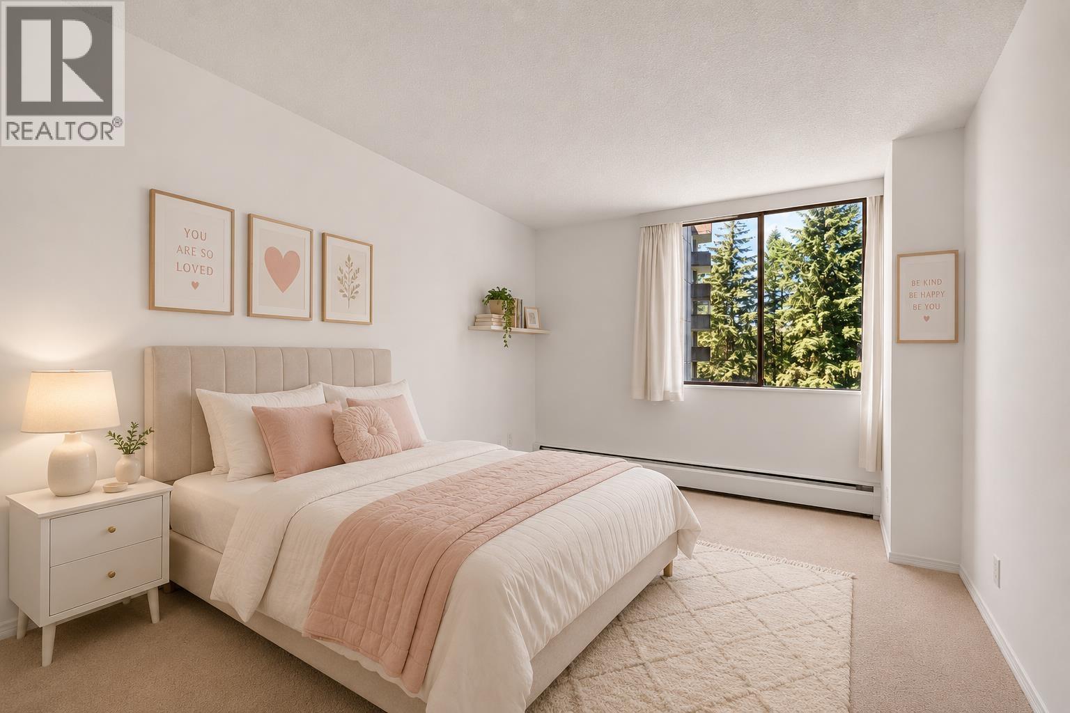 911 2016 FULLERTON AVENUE, North Vancouver