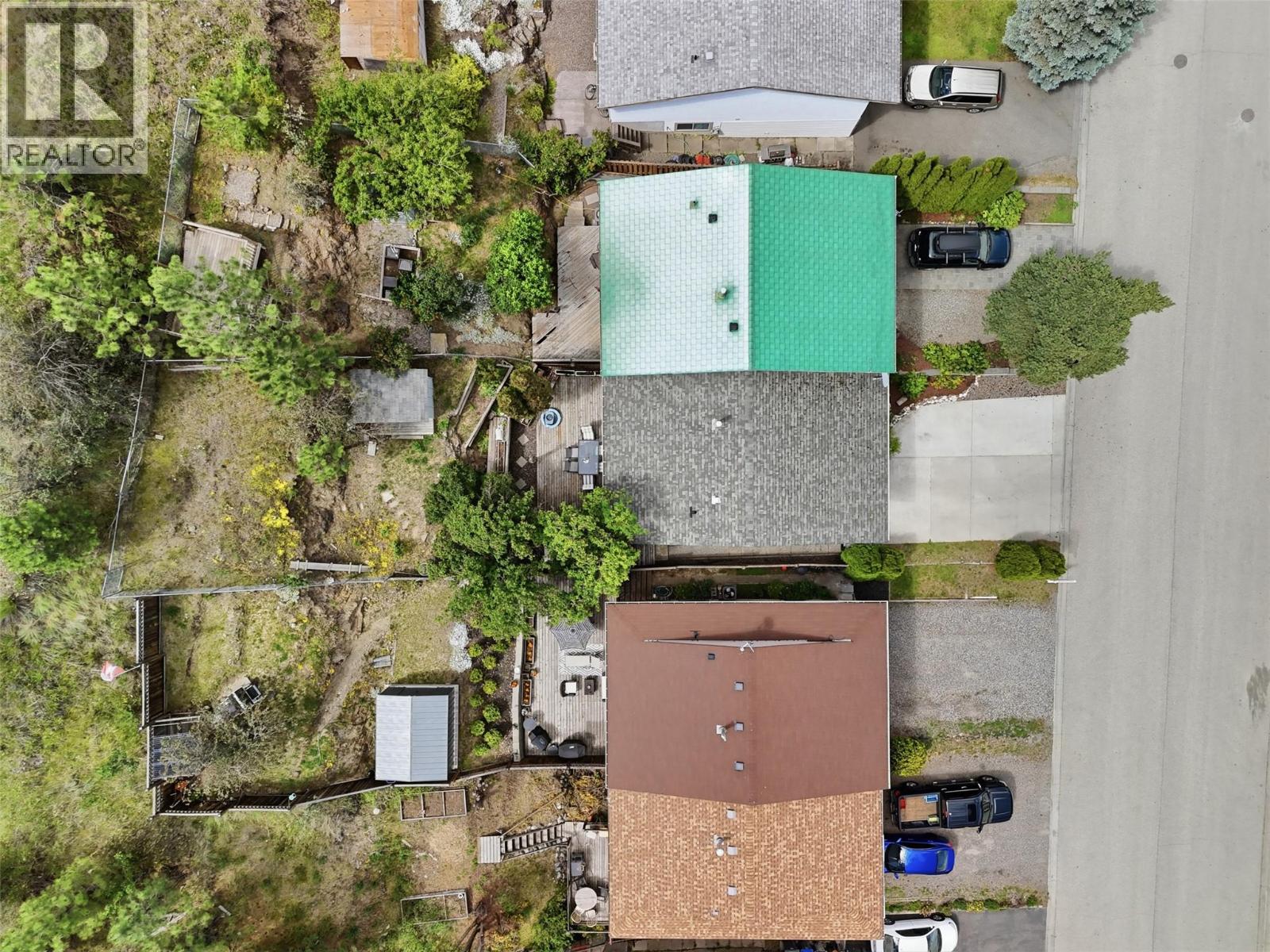 393 WADDINGTON Drive - 54