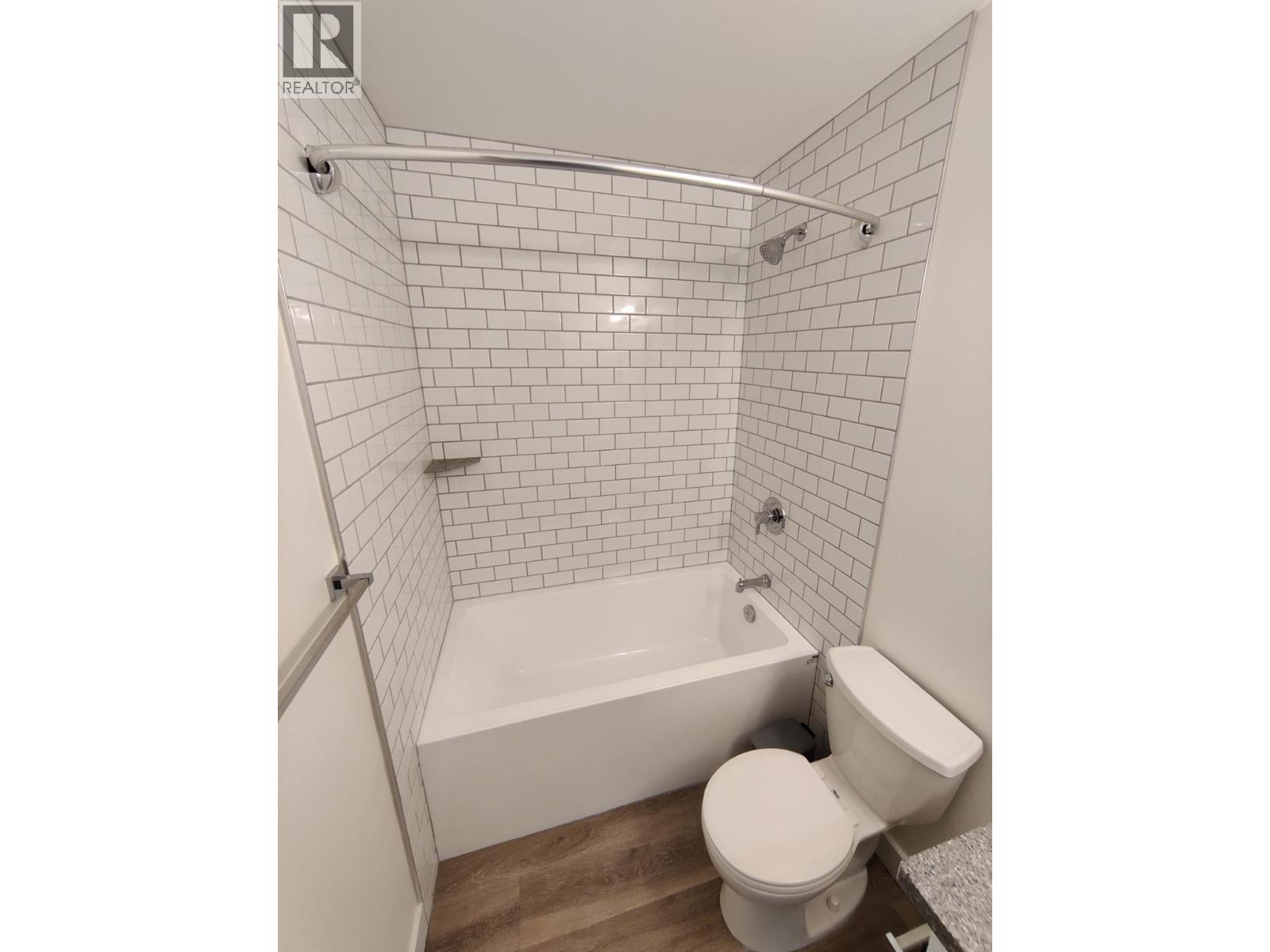 393 WADDINGTON Drive - 13