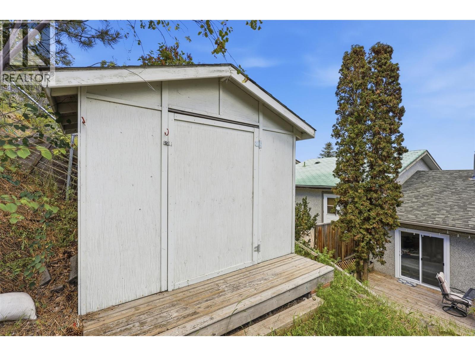 393 WADDINGTON Drive - 56