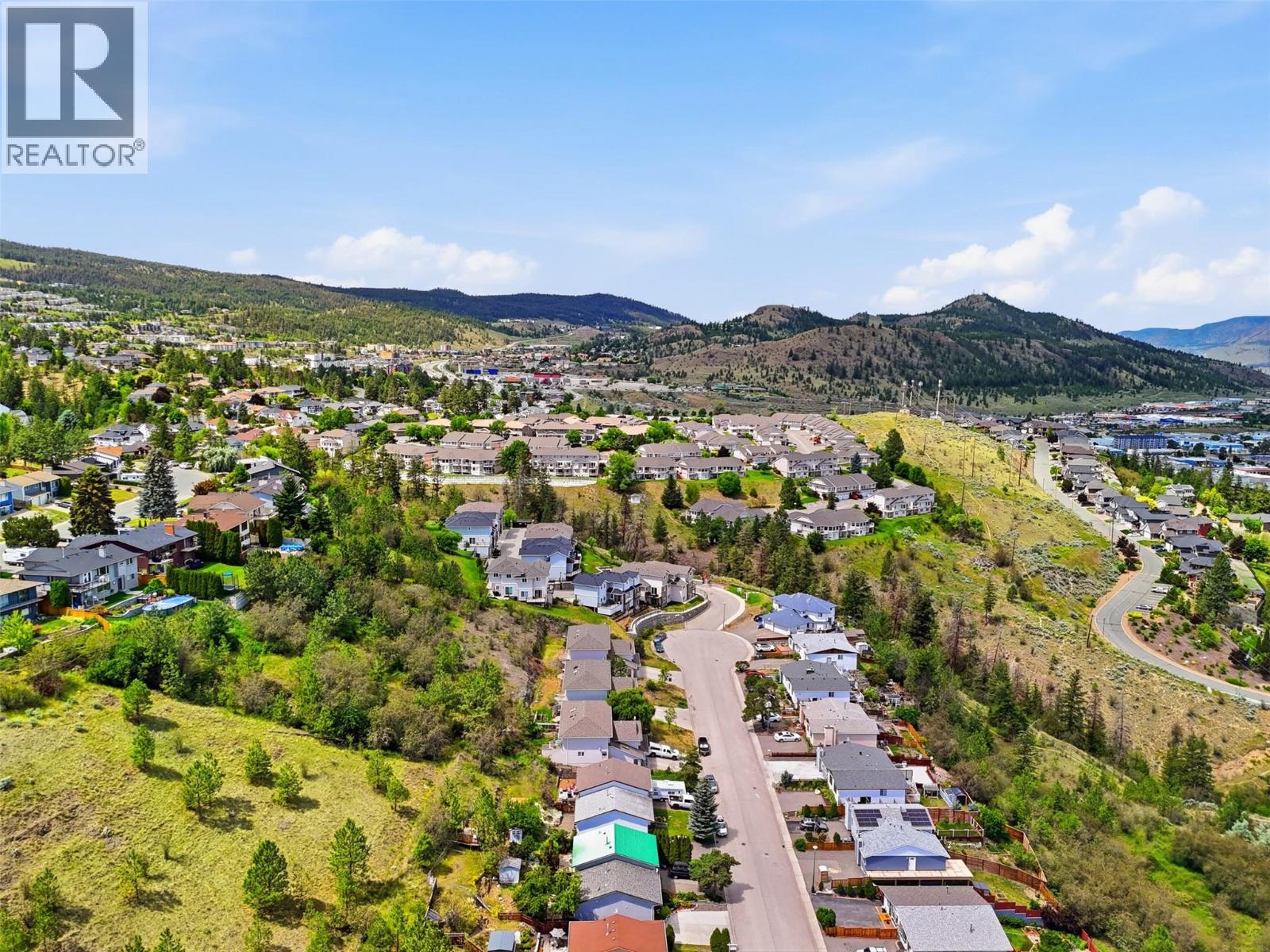 393 WADDINGTON Drive - 46