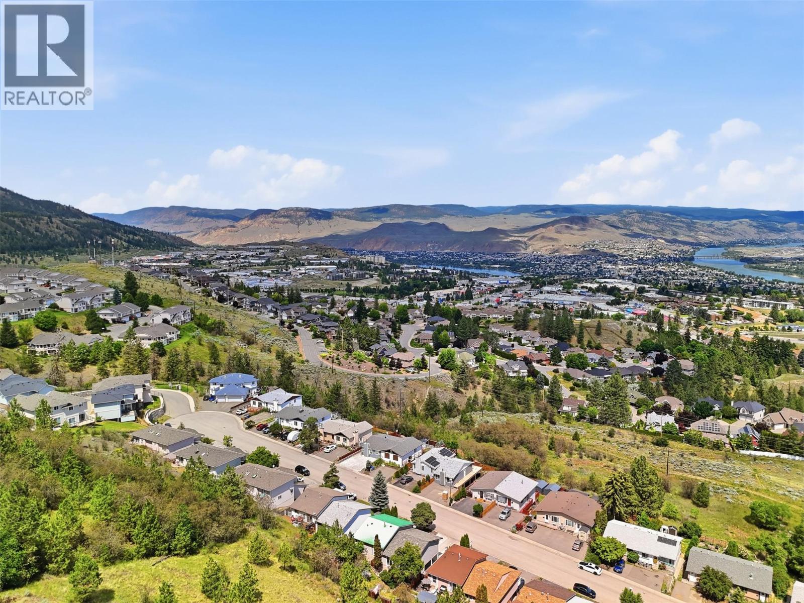 393 WADDINGTON Drive - 47