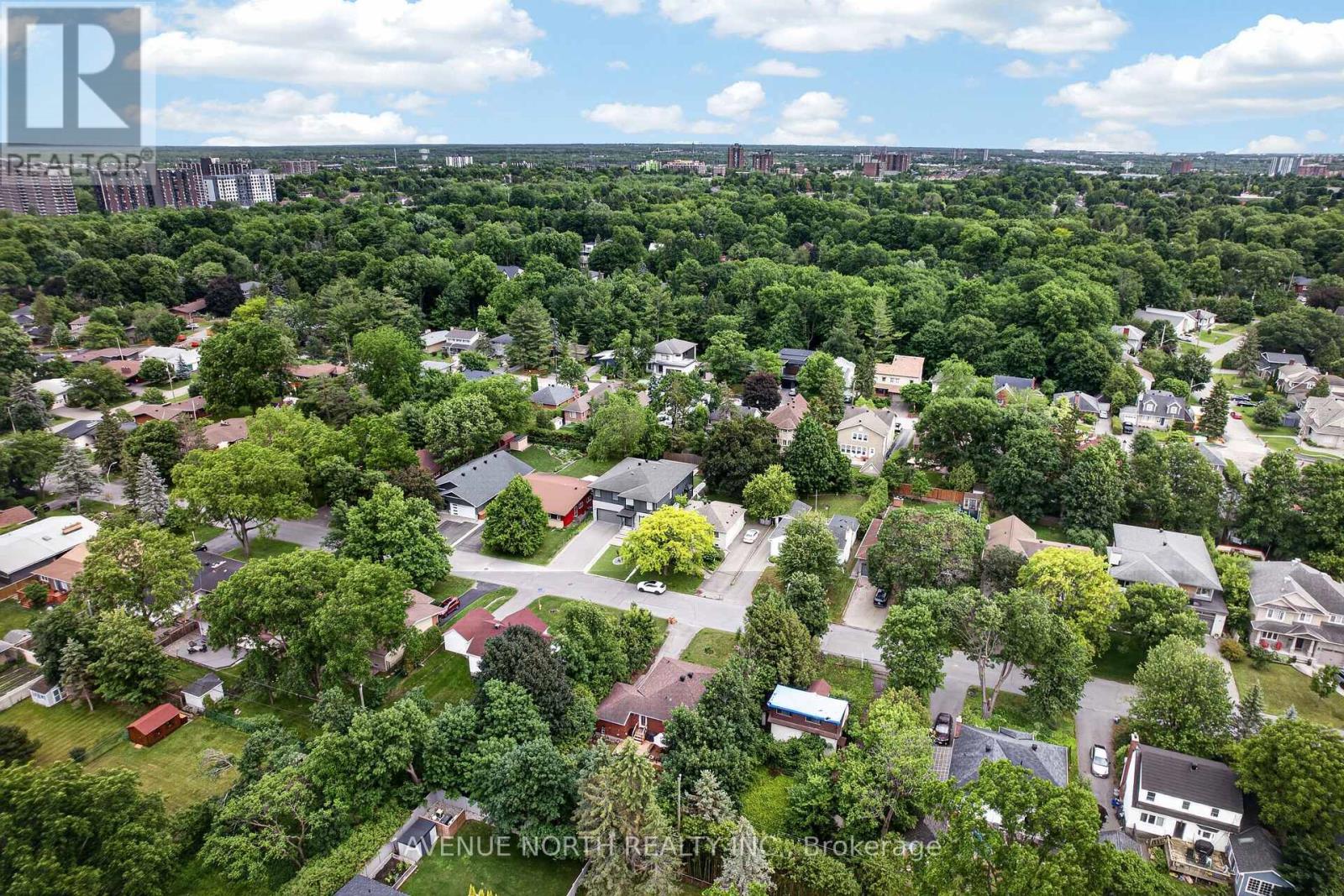 305 MOUNTBATTEN AVENUE - 11