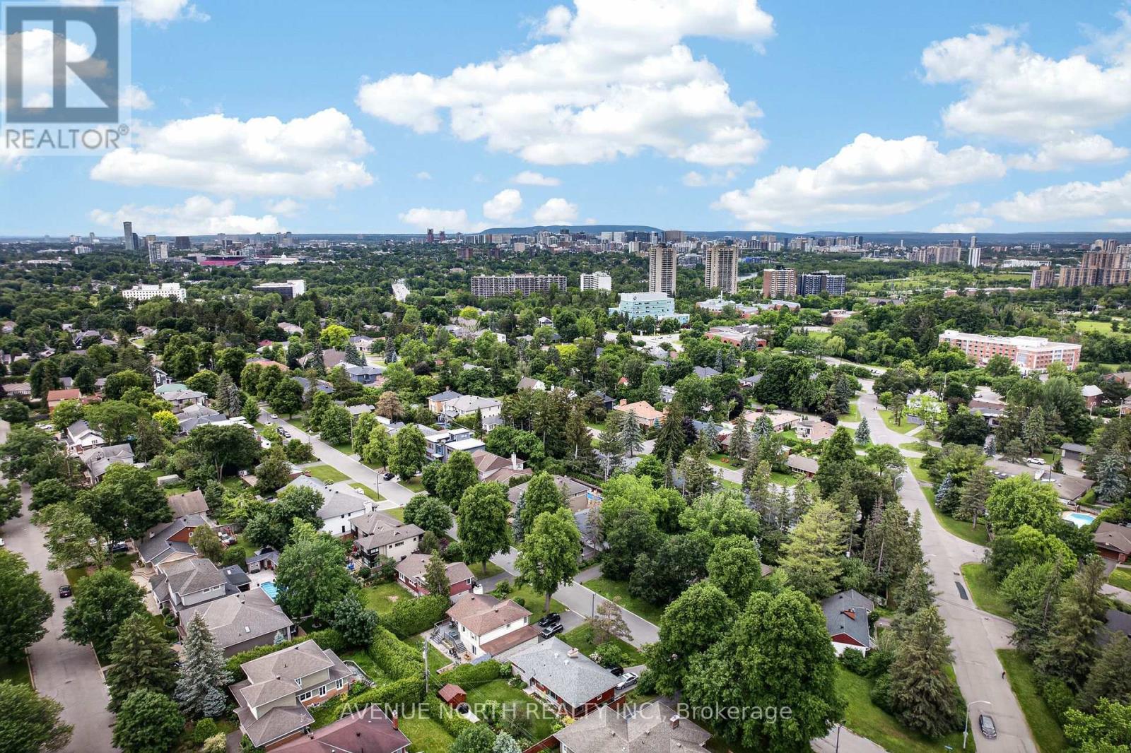305 MOUNTBATTEN AVENUE - 21
