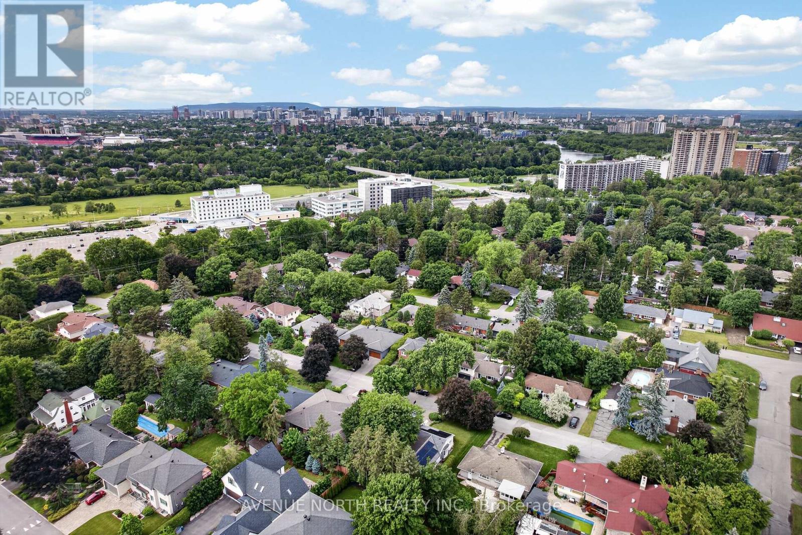 305 MOUNTBATTEN AVENUE - 22