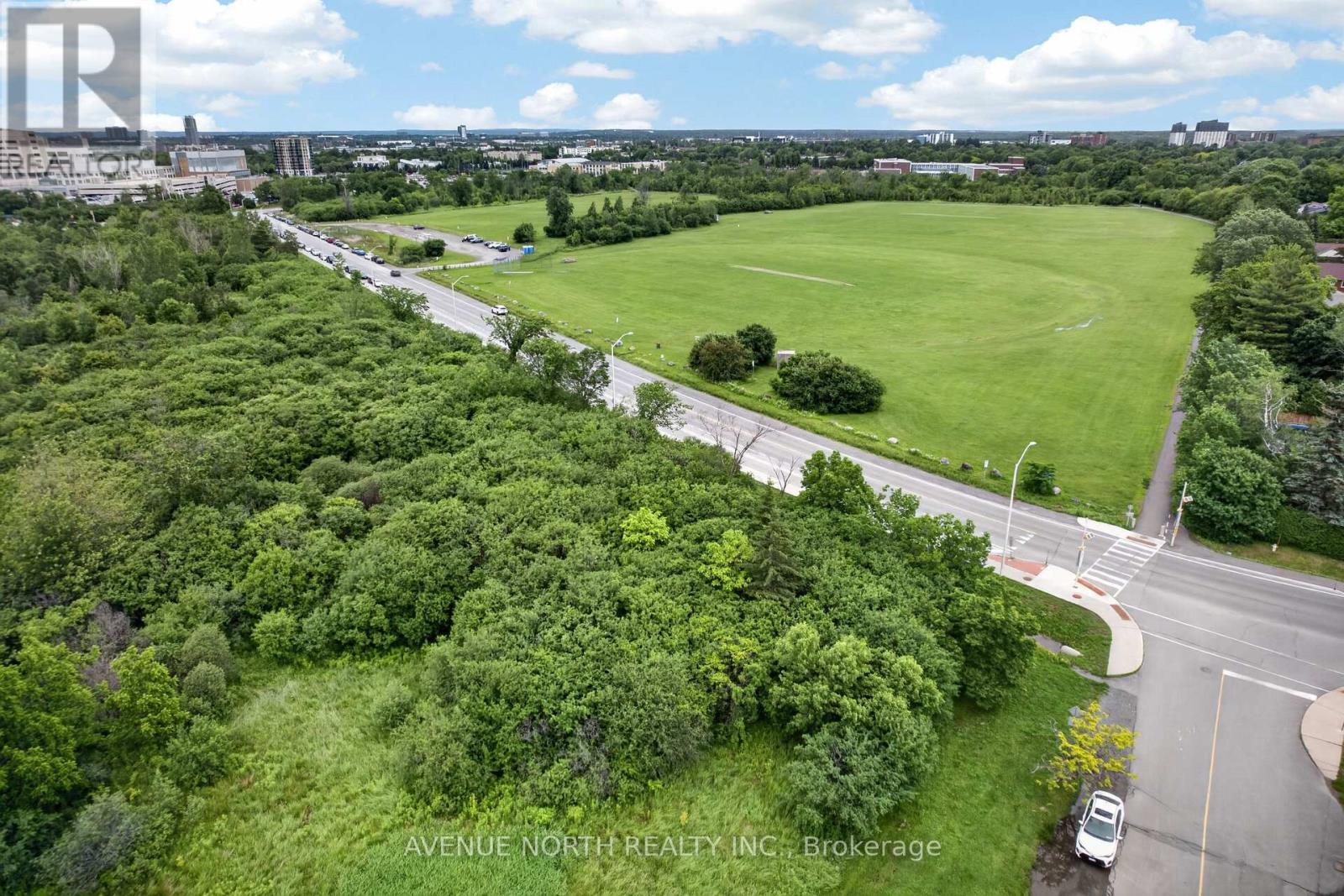 305 MOUNTBATTEN AVENUE - 29