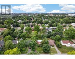 305 Mountbatten Avenue, Ottawa, ON K1H5W2 Photo 6