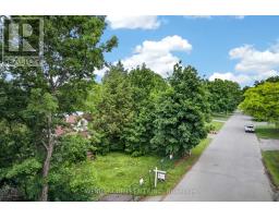 305 Mountbatten Avenue, Ottawa, ON K1H5W2 Photo 8