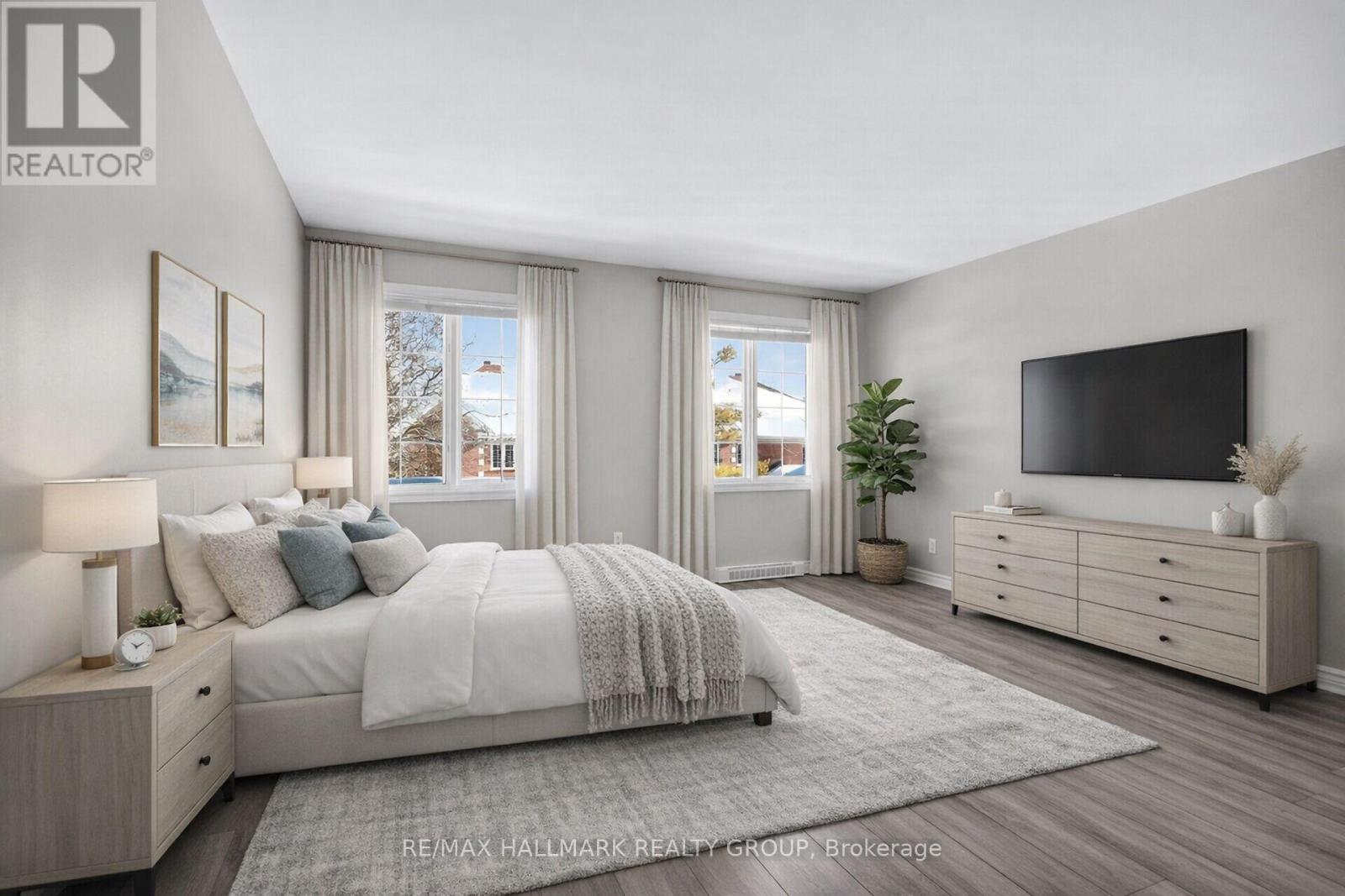 #2B 51 ROBSON COURT - 25