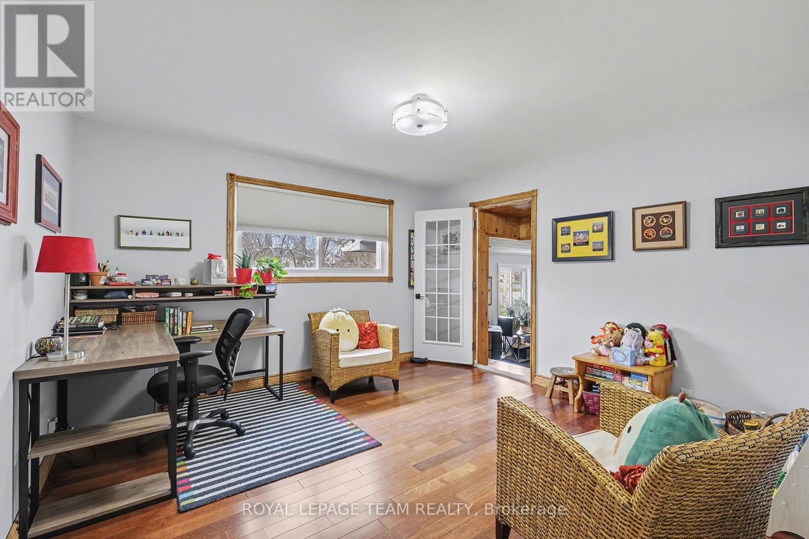 3041 BRIDGE STREET - 18