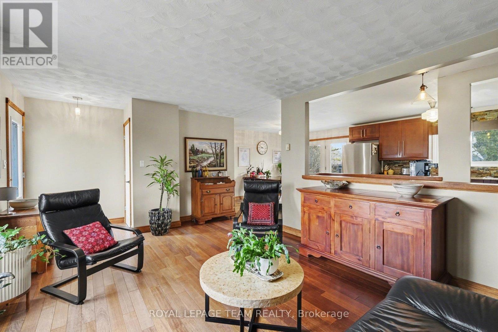 3041 BRIDGE STREET - 7