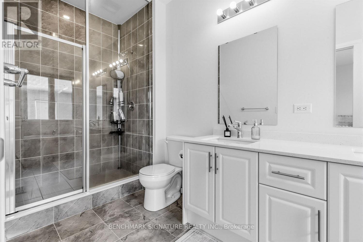 163 TEMPEL STREET - 8