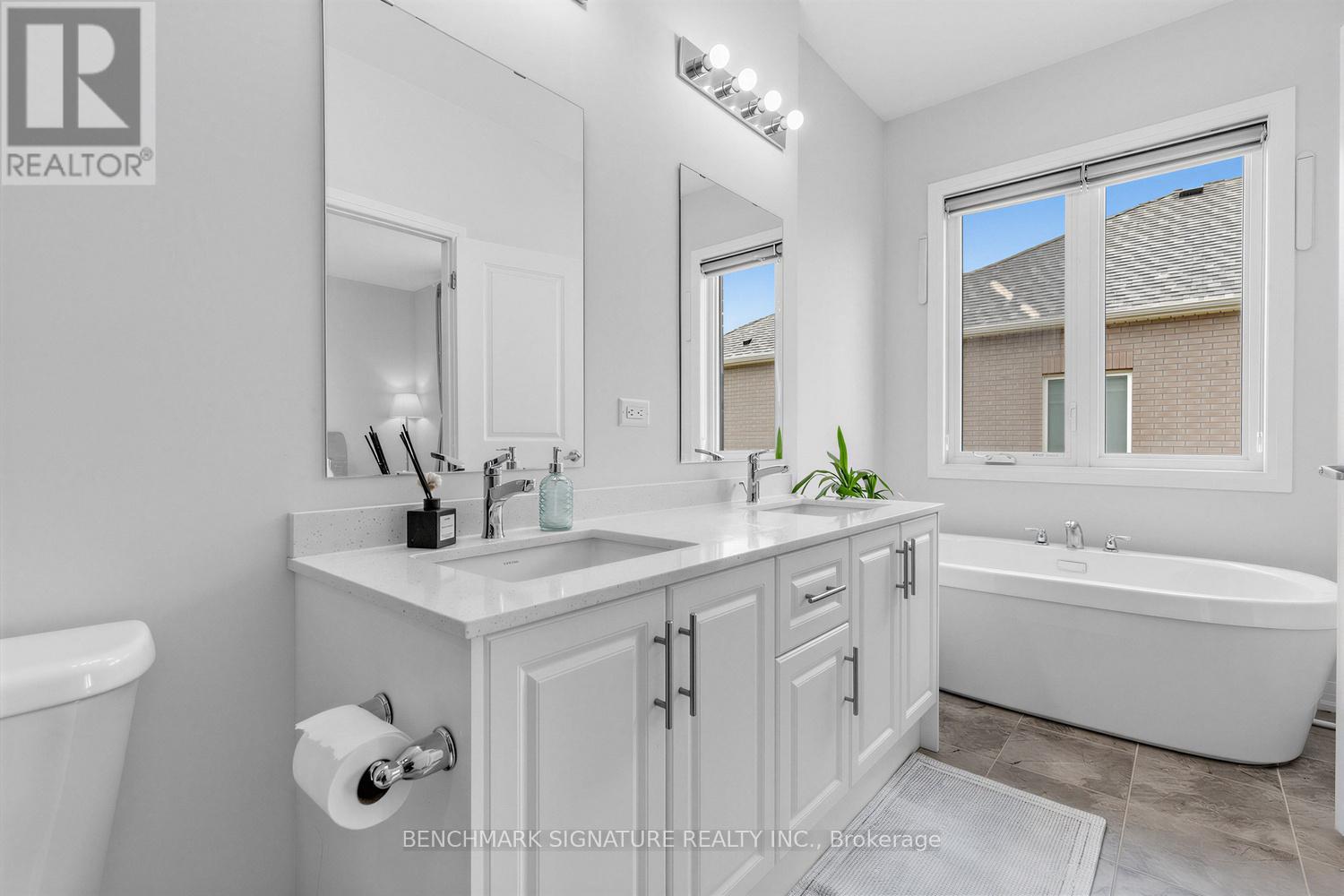 163 TEMPEL STREET - 9