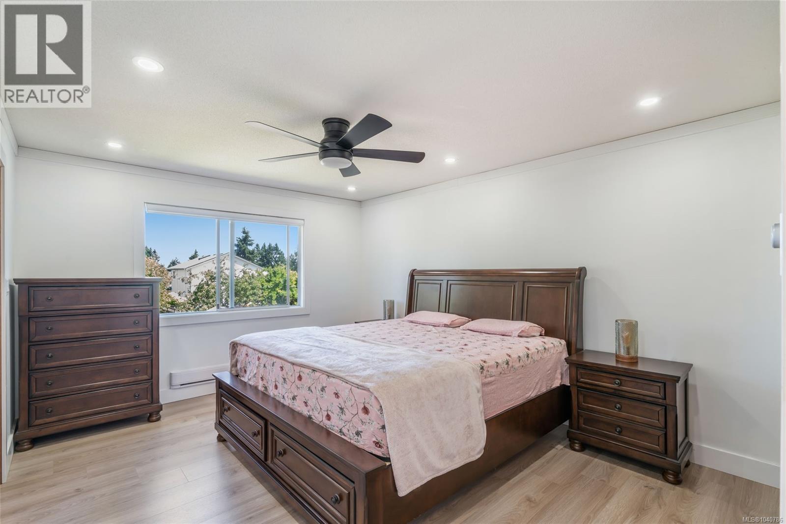 5954 Broadway Rd - 16
