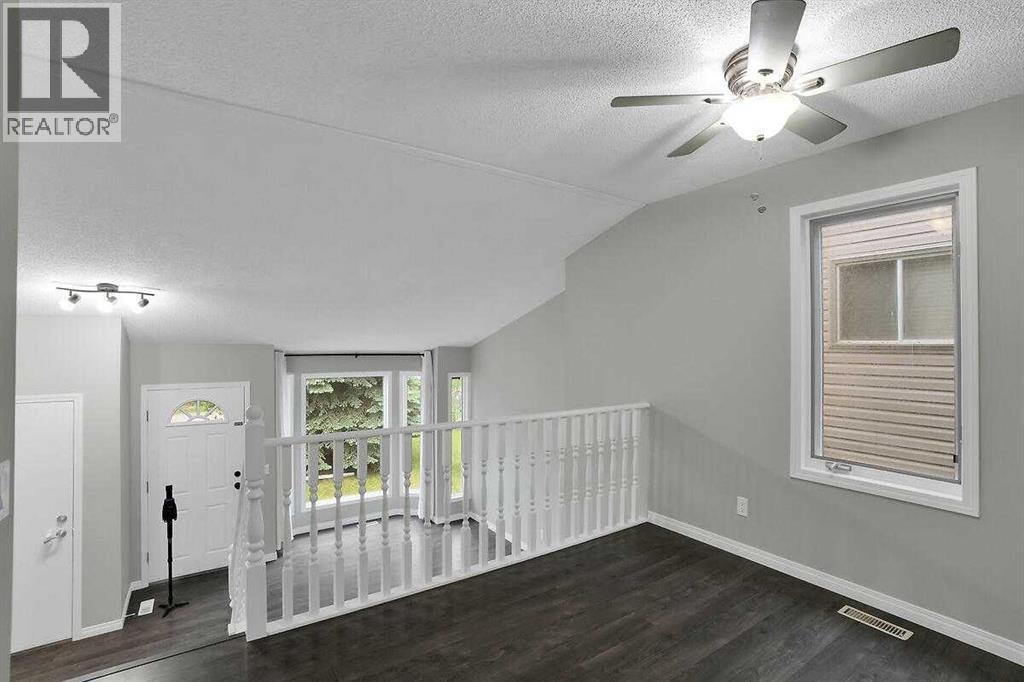 45 Shawinigan Road SW — photo 6
