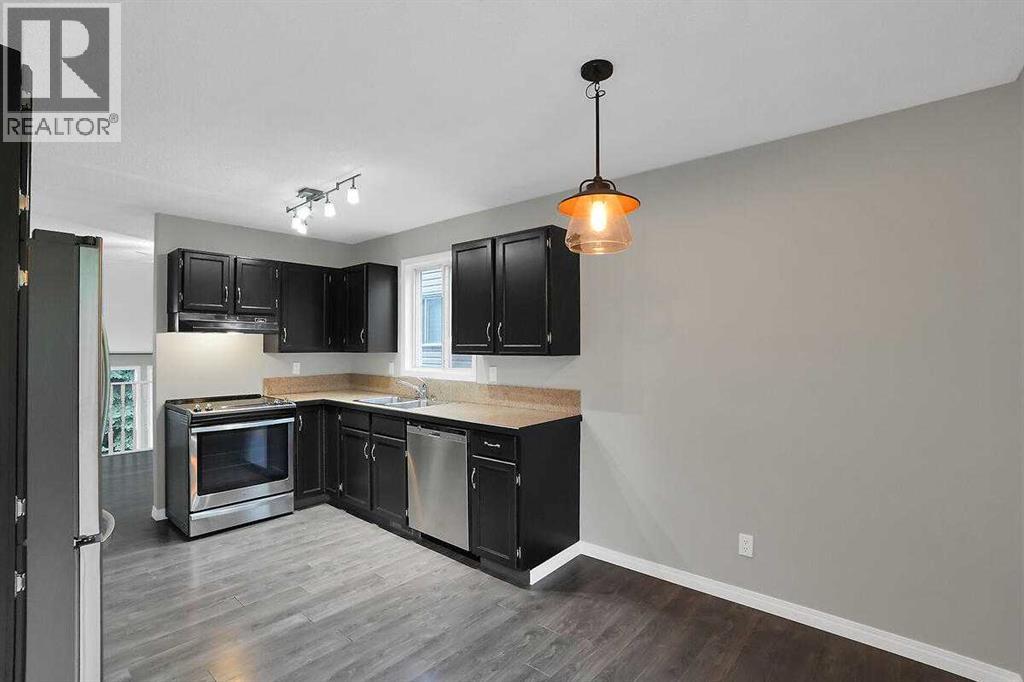 45 Shawinigan Road SW — photo 9