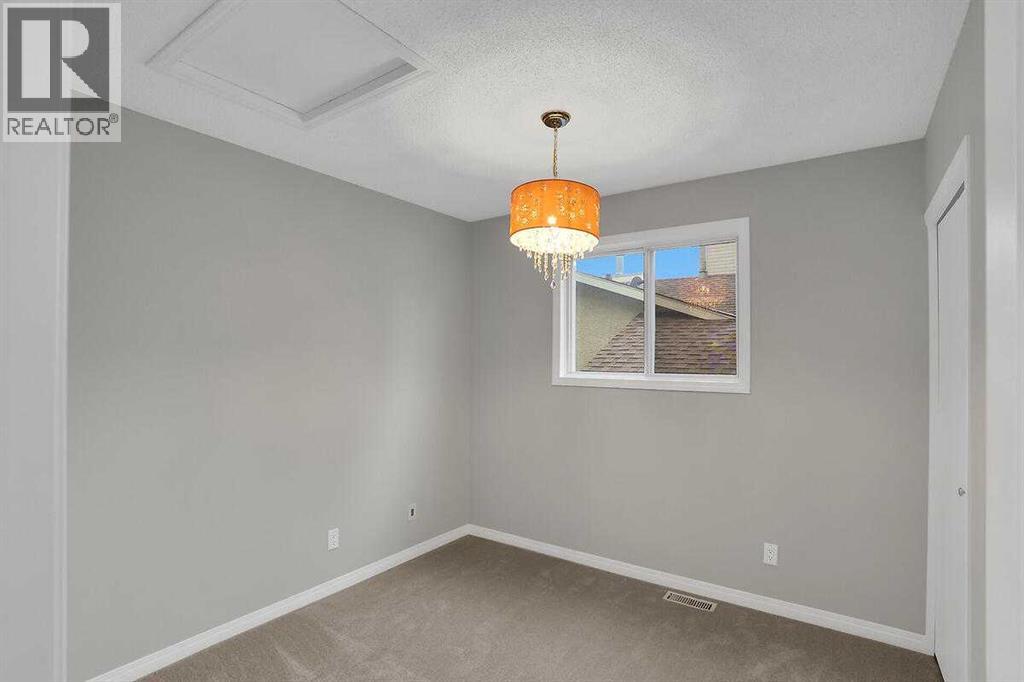 45 Shawinigan Road SW — photo 16