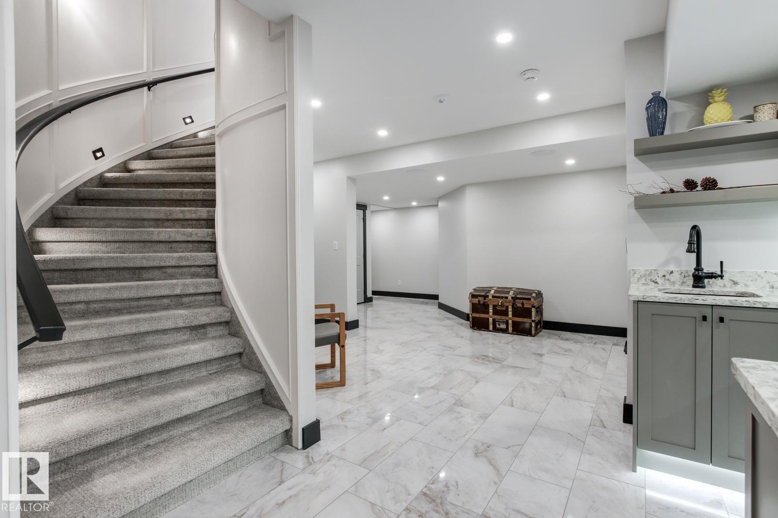 116 Windermere DR NW - 32