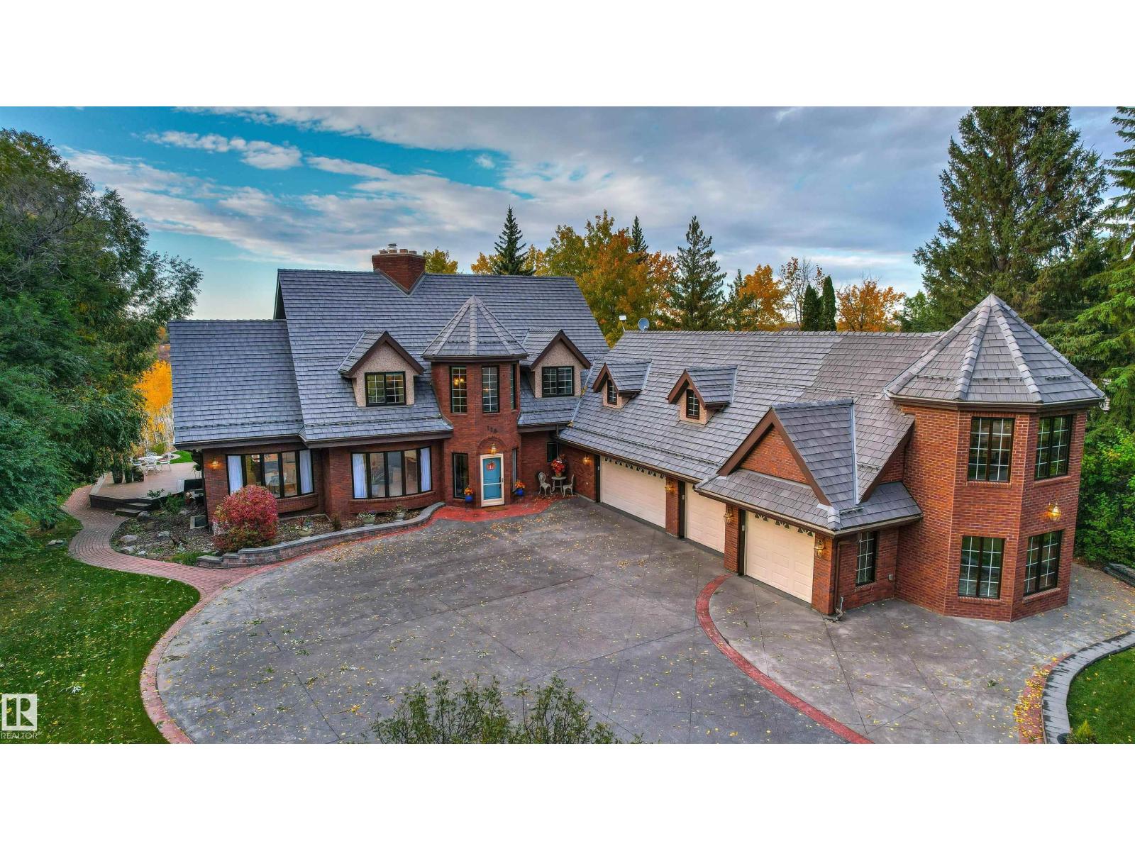 116 Windermere DR NW - 4