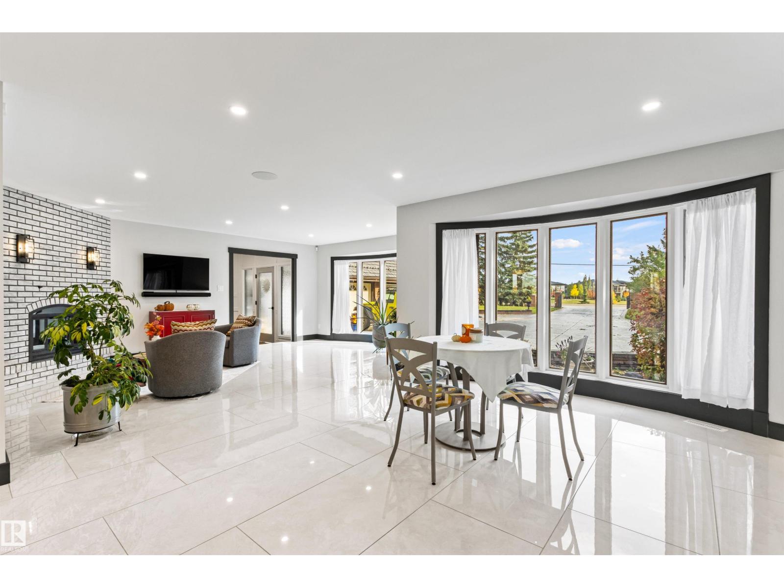116 Windermere DR NW - 8