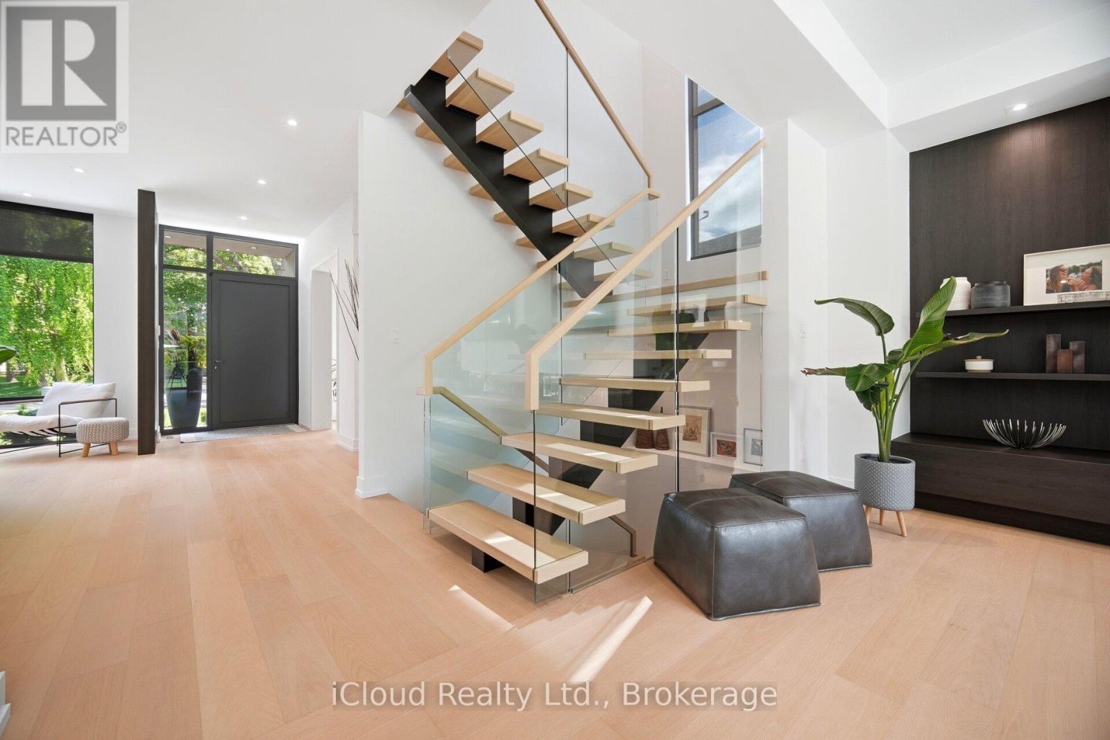 1590 KENMUIR AVENUE - 19
