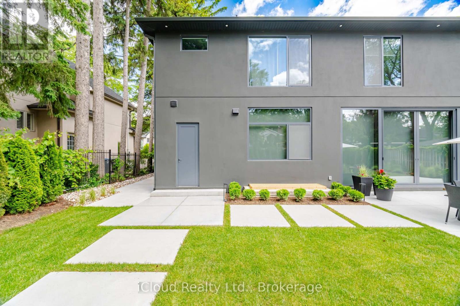 1590 KENMUIR AVENUE - 43