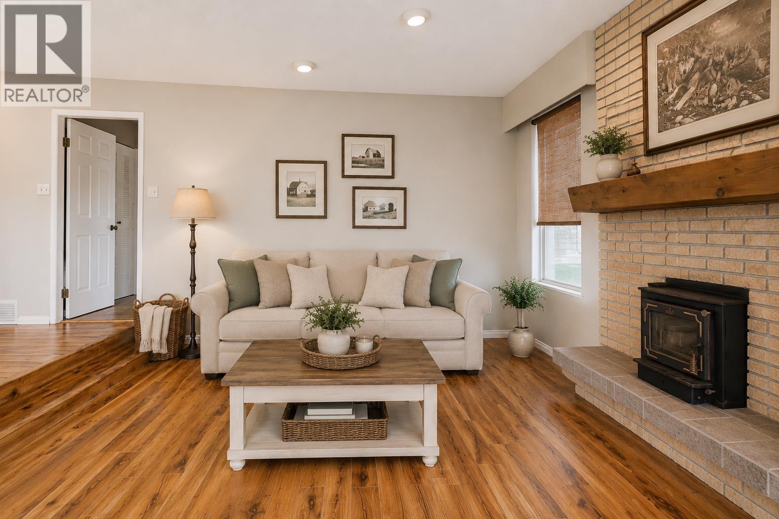 15145 HARRIS ROAD, Pitt Meadows