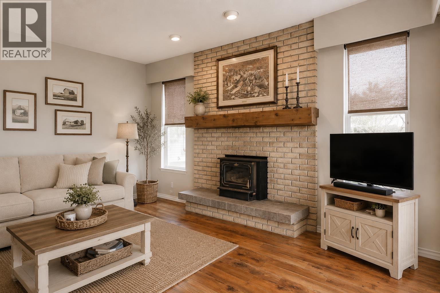 15145 HARRIS ROAD, Pitt Meadows