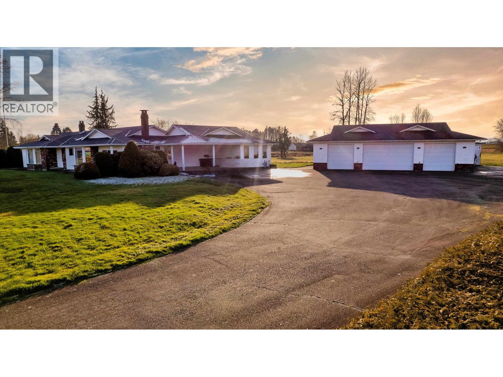 15145 HARRIS ROAD, Pitt Meadows