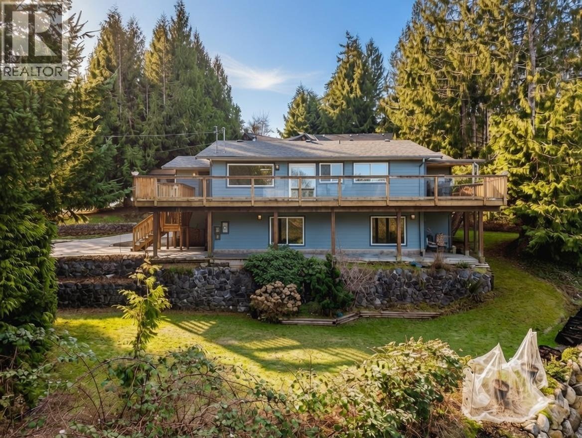 5808 SKOOKUMCHUK ROAD, Sechelt — photo 2