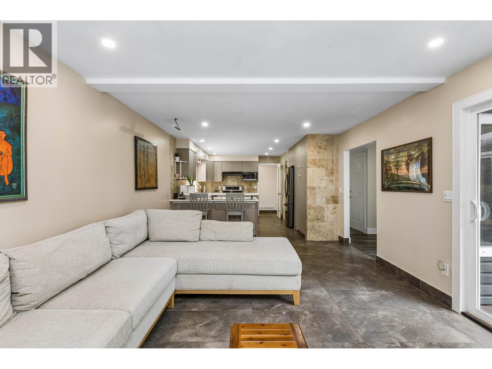 1501 OSTLER COURT, North Vancouver