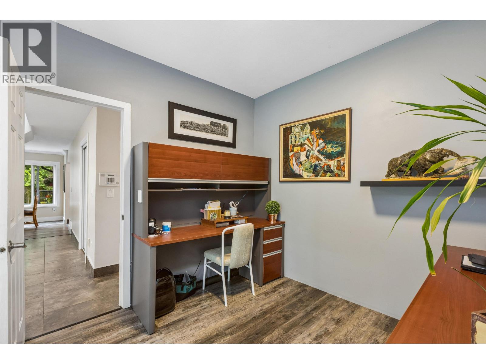 1501 OSTLER COURT, North Vancouver