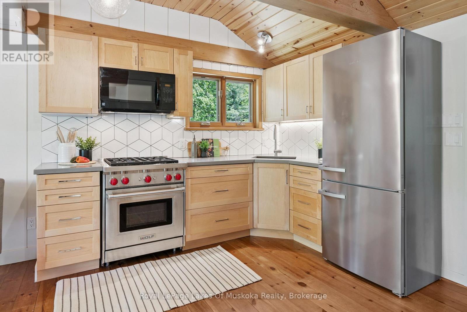 1016 SWIFT LANE - 11