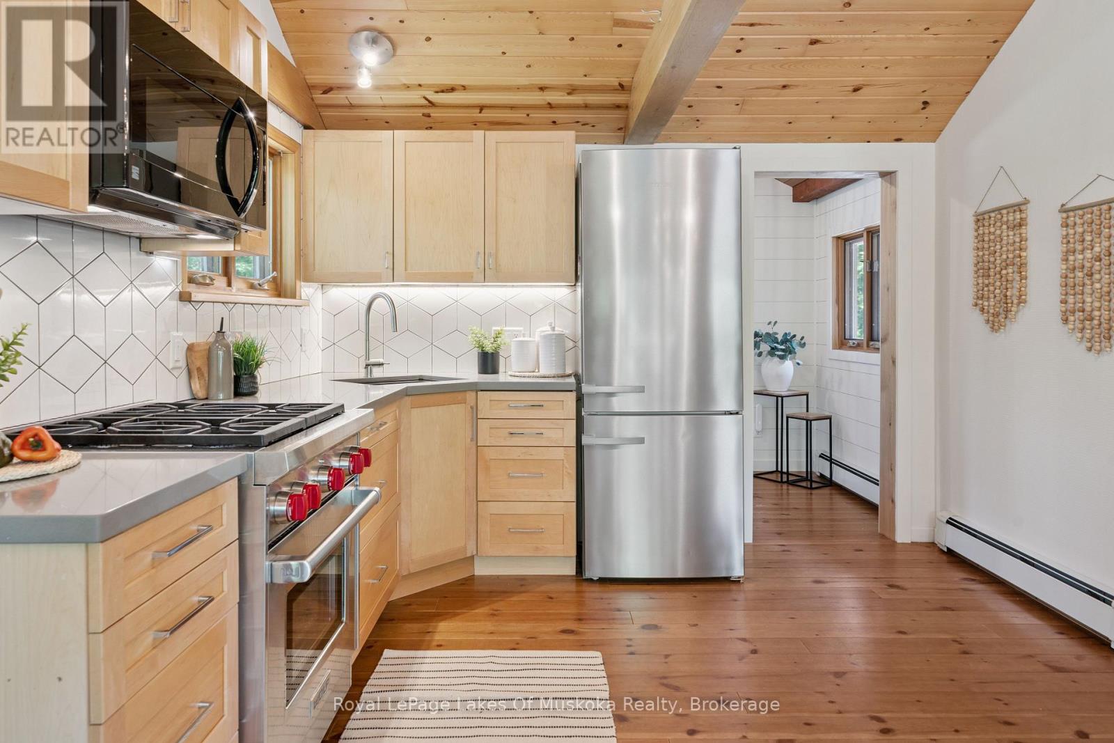 1016 SWIFT LANE - 13