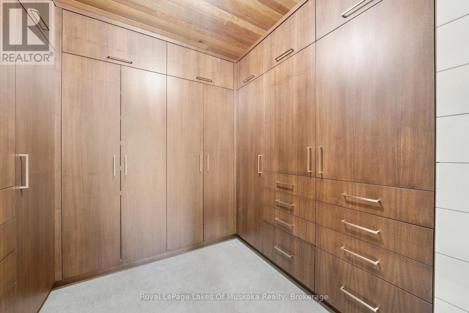 1016 SWIFT LANE - 20
