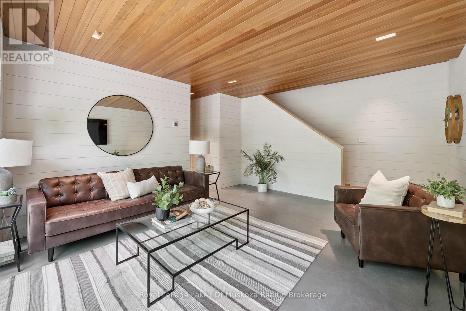 1016 SWIFT LANE - 3