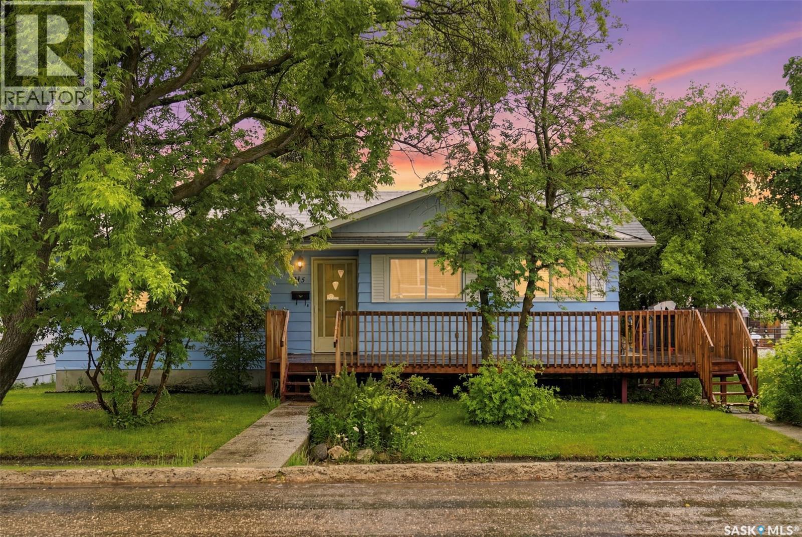 615 Mayer STREET - 1