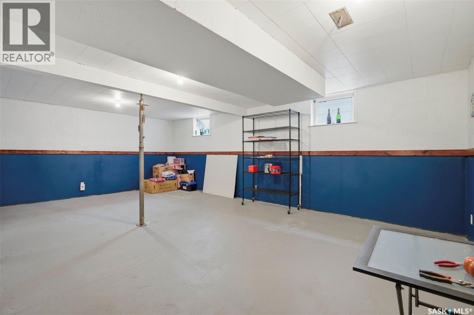 615 Mayer STREET - 23